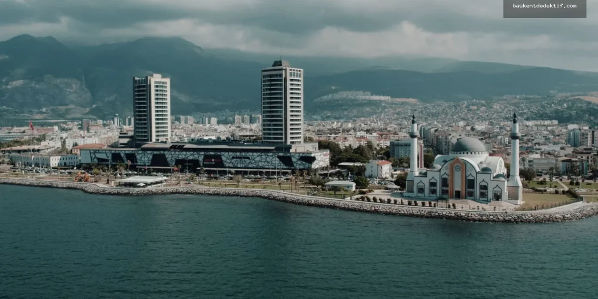 Dedektif İskenderun sahil mimarisi ve cami